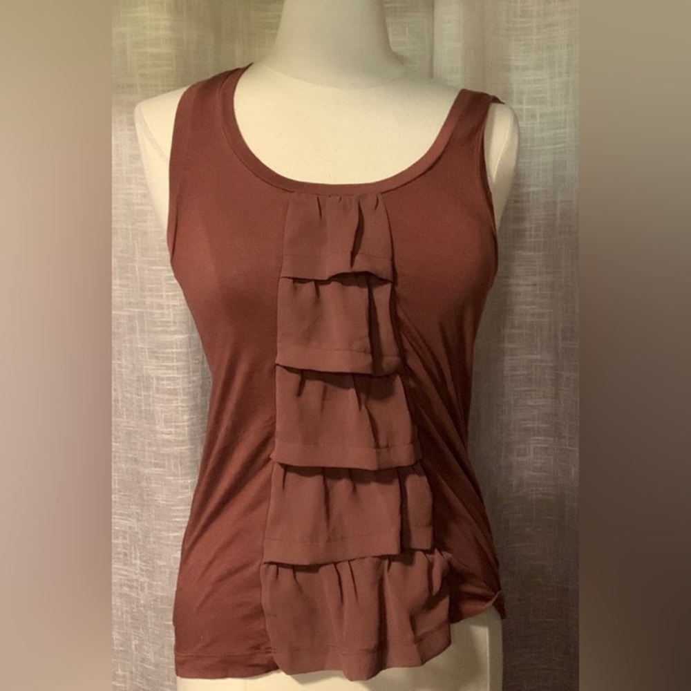 Banana Republic brown ruffle front tank SIZE LARGE